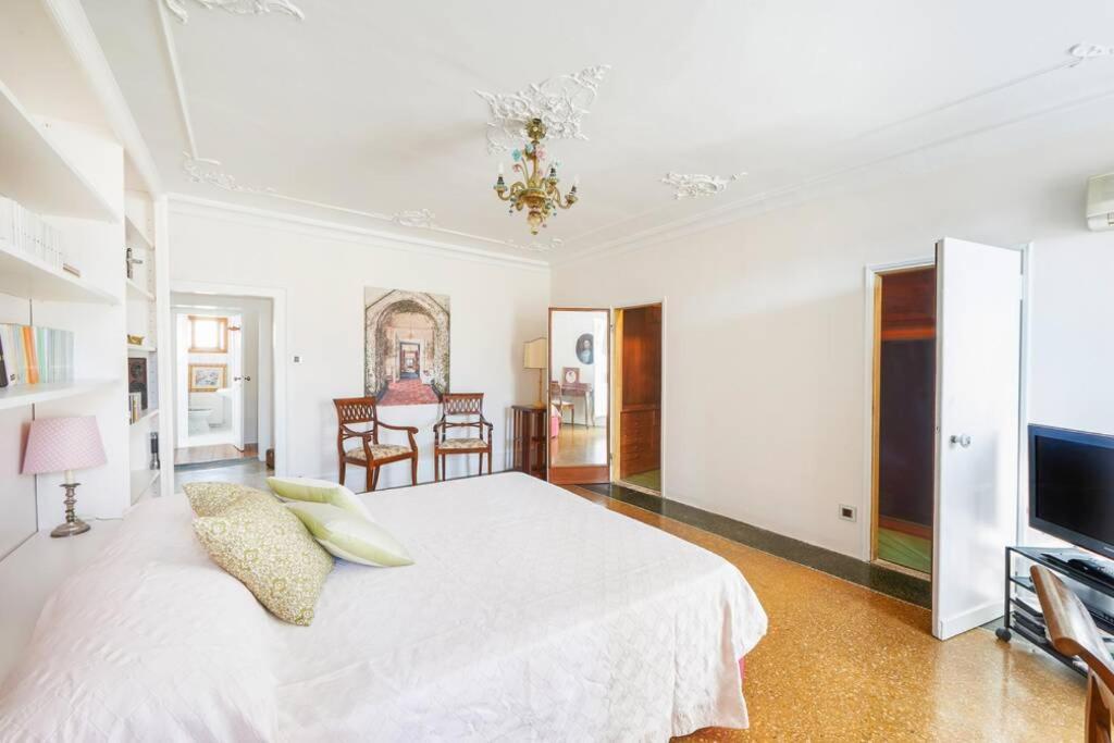 Ca' Fenice, Charming Apartment In San Marco, Sleep 7 เวนิส ภายนอก รูปภาพ