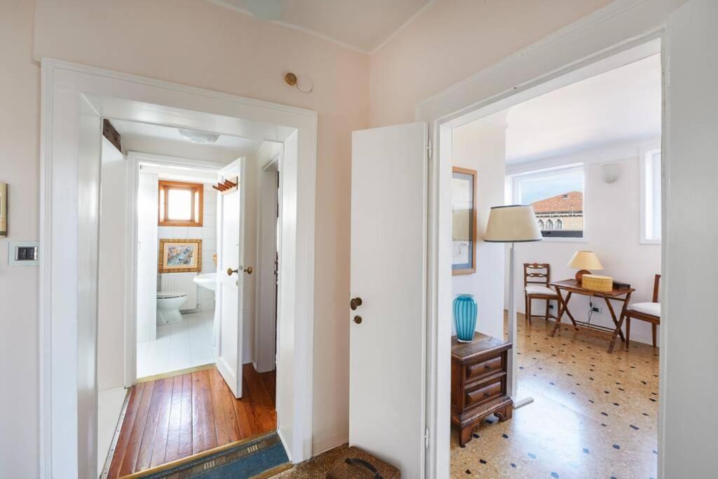 Ca' Fenice, Charming Apartment In San Marco, Sleep 7 เวนิส ภายนอก รูปภาพ