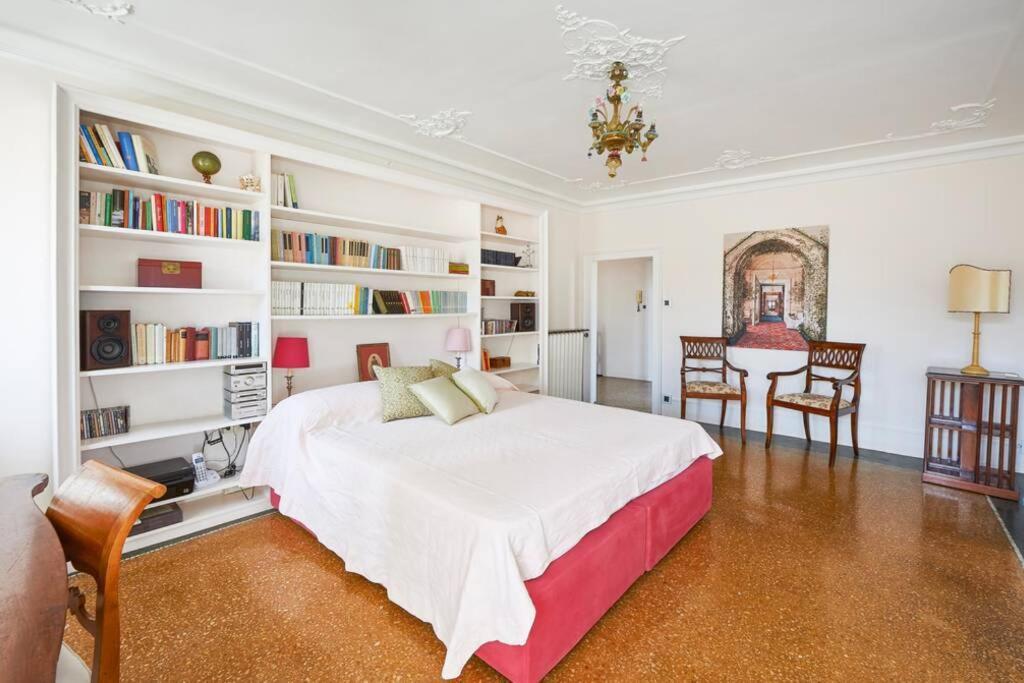 Ca' Fenice, Charming Apartment In San Marco, Sleep 7 เวนิส ภายนอก รูปภาพ