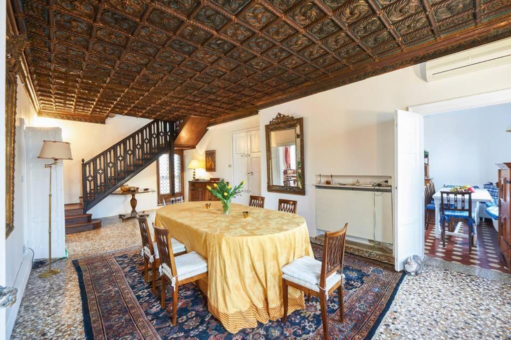Ca' Fenice, Charming Apartment In San Marco, Sleep 7 เวนิส ภายนอก รูปภาพ