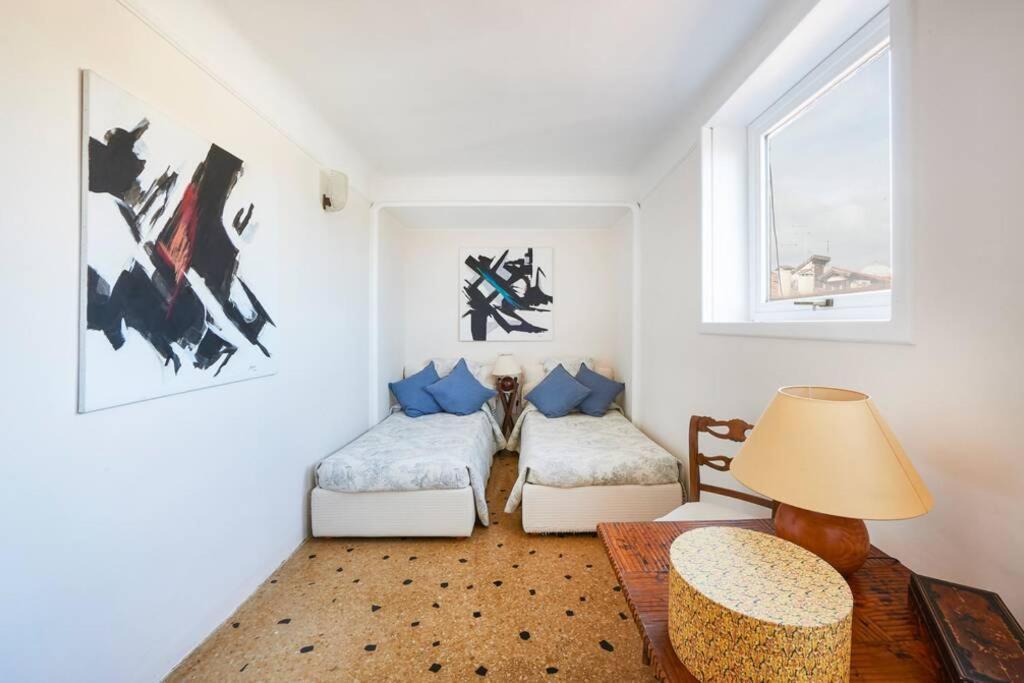 Ca' Fenice, Charming Apartment In San Marco, Sleep 7 เวนิส ภายนอก รูปภาพ