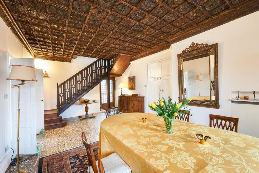 Ca' Fenice, Charming Apartment In San Marco, Sleep 7 เวนิส ภายนอก รูปภาพ